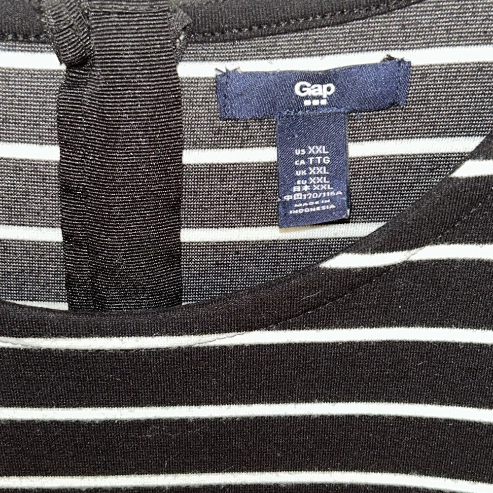 GAP Monochrome Striped Dress - Picture 2 of 7